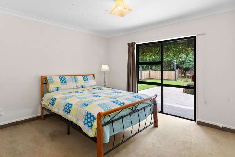 71 Railway Road Carterton_32