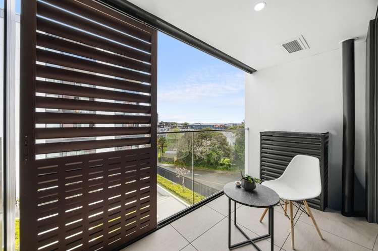 109&B11/9 Madeira Lane Grafton_5