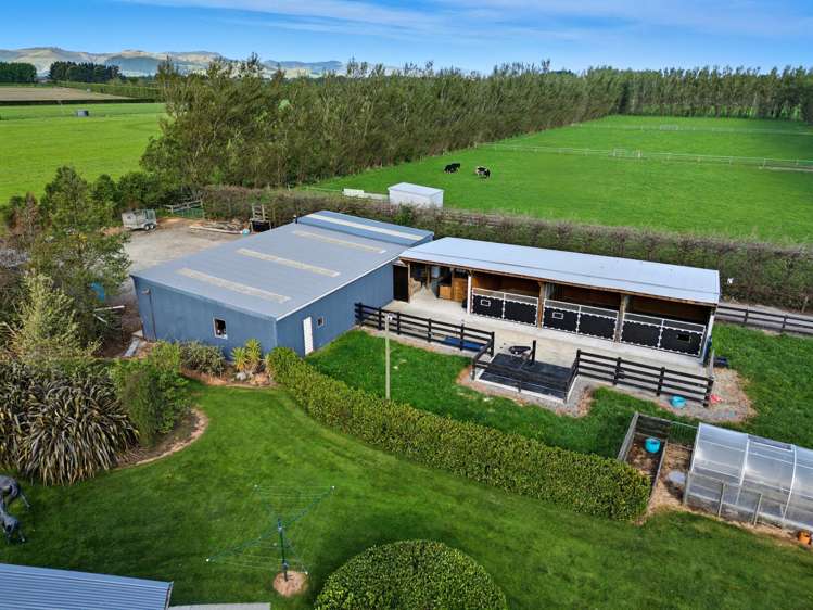 247 Collins Road Lincoln_32