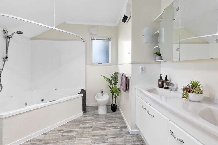 8 Bennett Grove Newlands_10