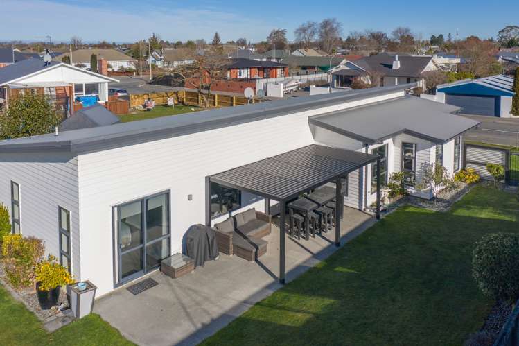 6 Woodham Drive Allenton_15