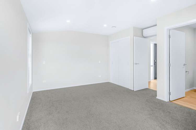 2/112 Horsham Downs Road Rototuna North_16