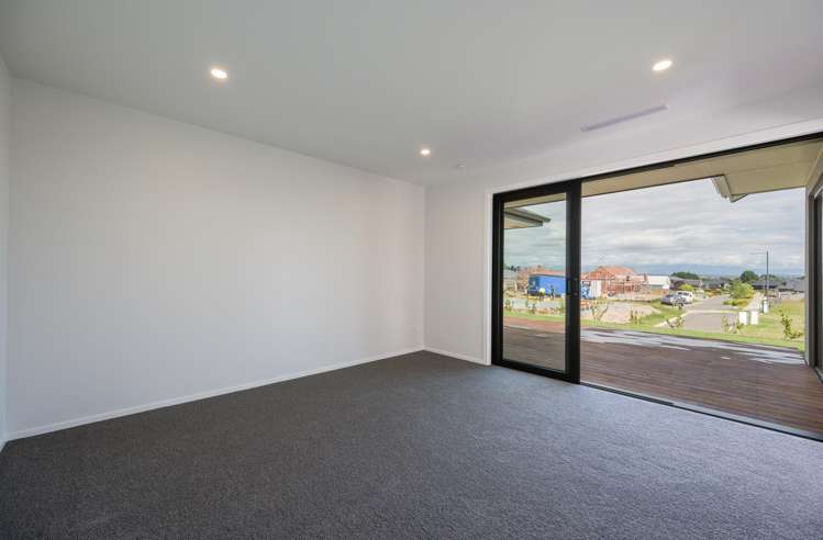 8 Paton Road Richmond_10