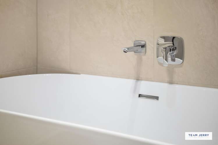 14 Tuwai Crescent Opaheke_36