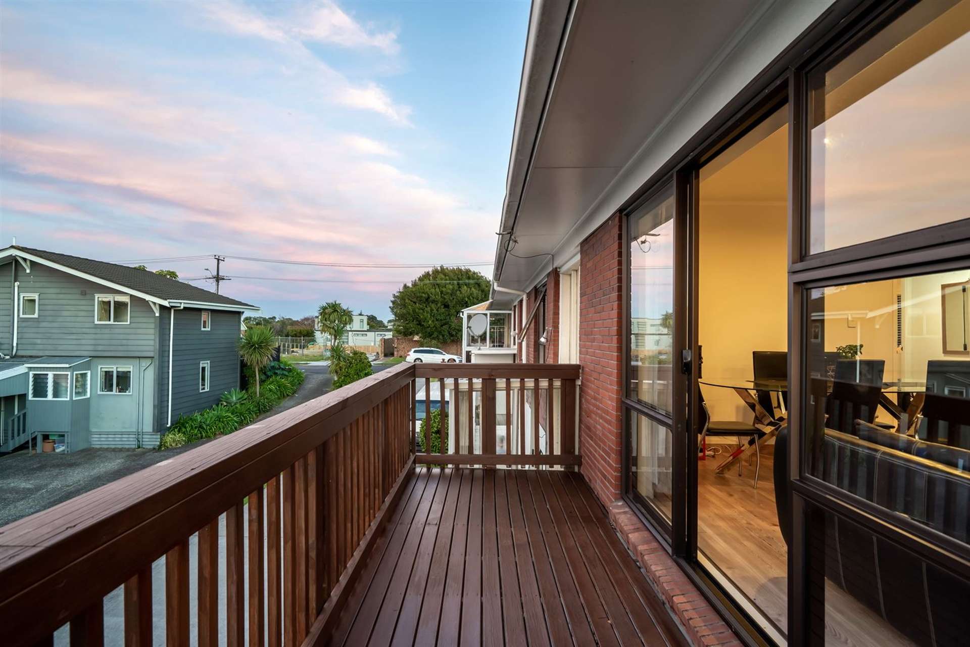 2/7 Eversleigh Road Belmont_0