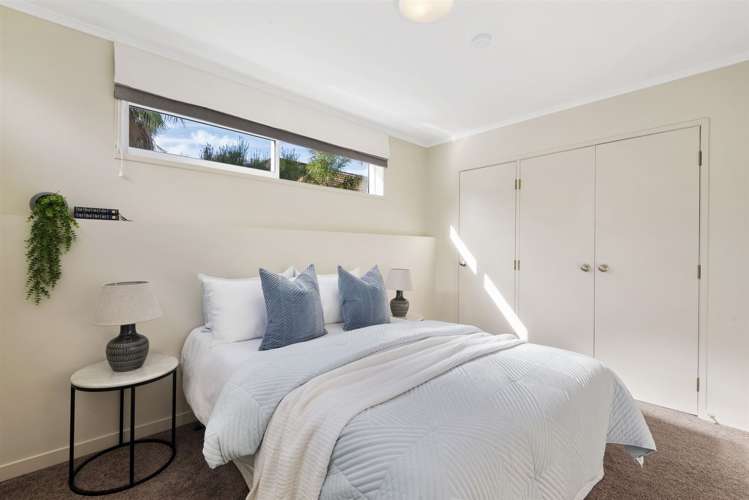 76 Parr Terrace Castor Bay_15