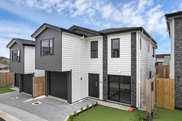 84C Botany Road Botany Downs_1