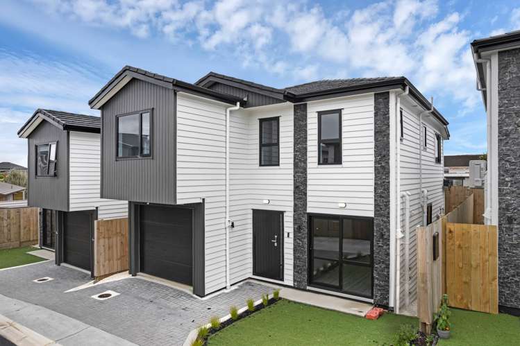 84C Botany Road Botany Downs_1