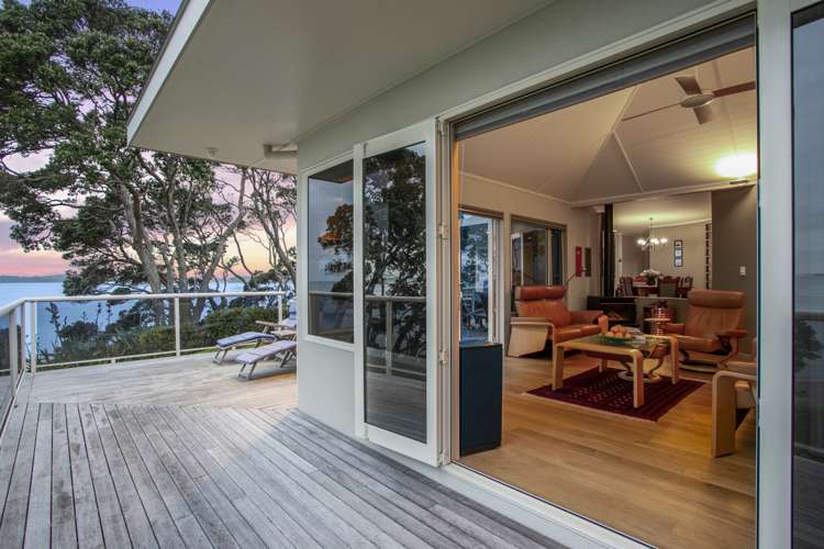 30 Marellen Drive Red Beach_12