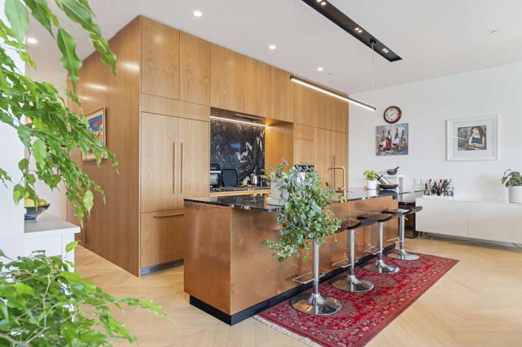 204/10 St Marks Road_3