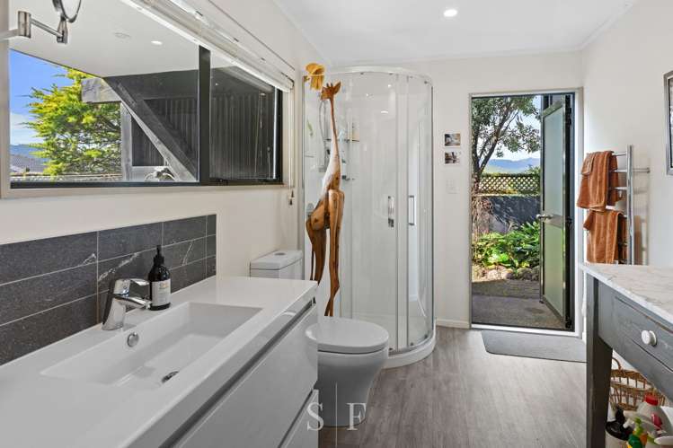 4 Stonewall Grove Waikanae Beach_23
