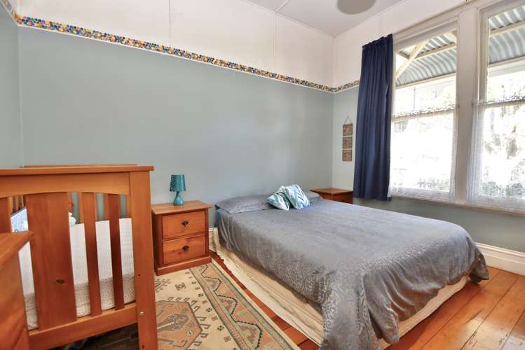 2 Clifton Avenue Carterton_9