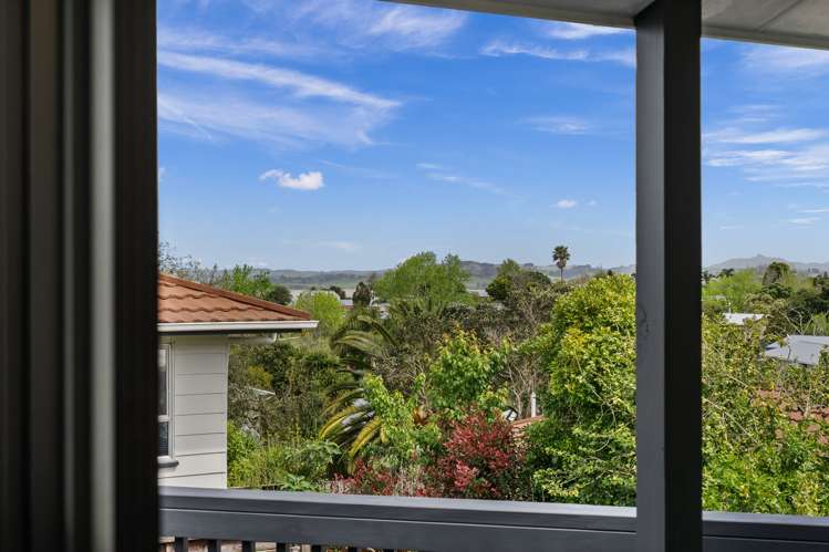 6A Glover Place Onerahi_13