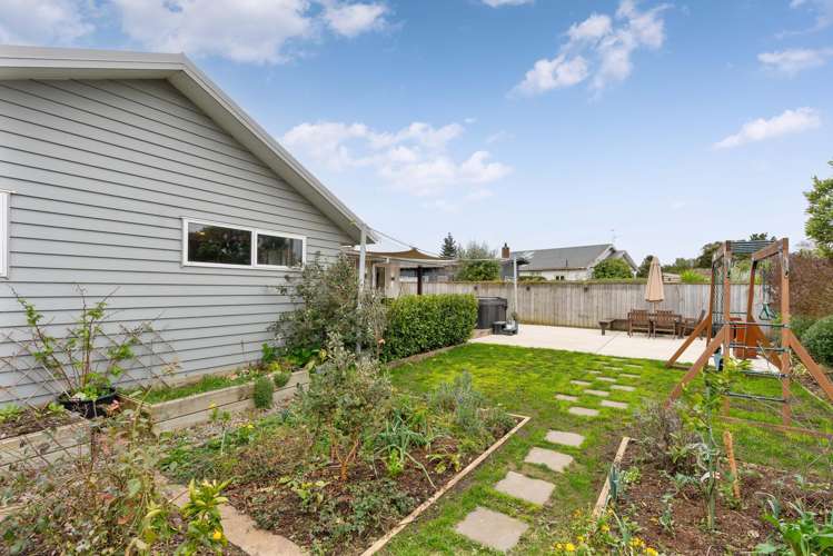 116 Solway Crescent Solway_25