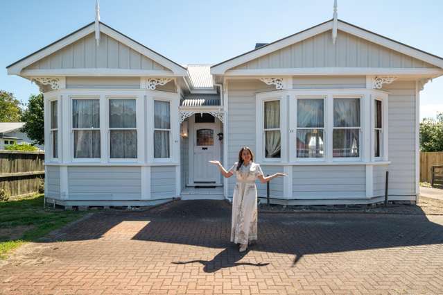 77 Ranolf Street Victoria_1