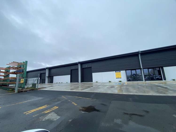 Units 2-5, 26 Sheffield Street Te Rapa_1