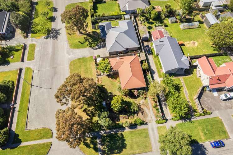 18 North Terrace Darfield_29