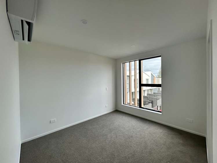 29/82 East Coast Road Milford_10