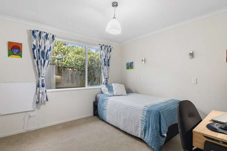 74 Washbourn Drive Richmond_14