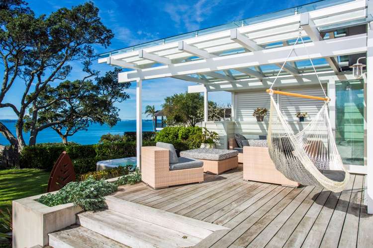 24 Hamana Street Narrow Neck_10