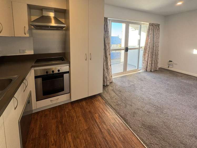 21/30 Mathesons Road Phillipstown_1