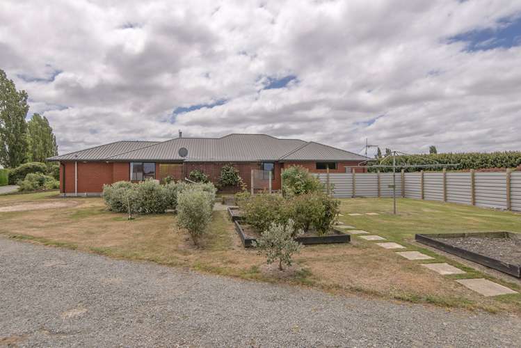 36 Innes Road Elgin_16