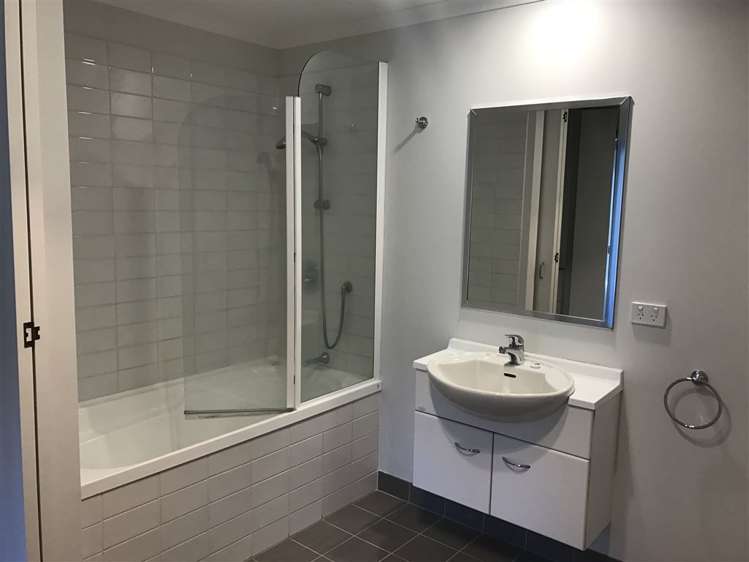 2g/83 New North Road Eden Terrace_7