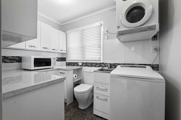 122 Ngamotu Road Spotswood_18