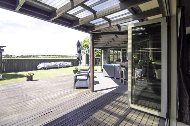 119 Pacific Drive Fitzherbert_11