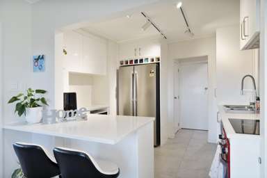 121 Tiverton Road_3