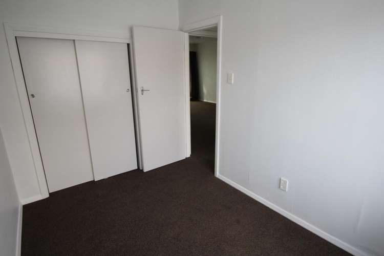 2/11 Pascal Street Central - Palmerston Nth_11