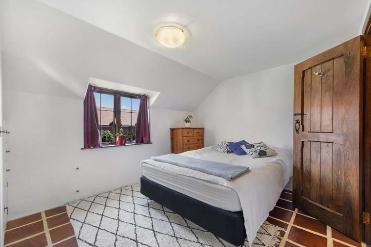 9/10 Quiet Woman Way Monaco_12