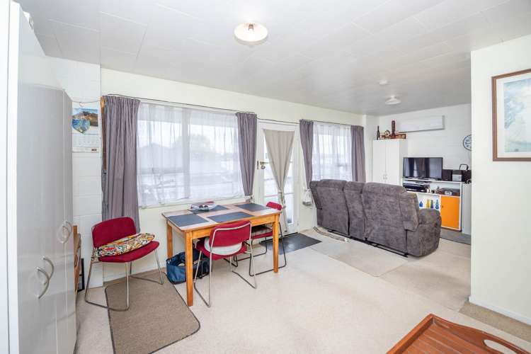 88 Lake Road Frankton_29