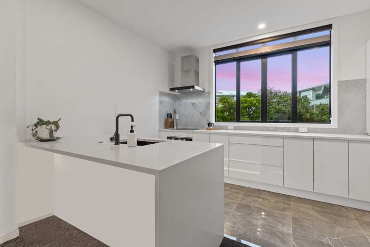 41/17 Lyon Avenue Mount Albert_1