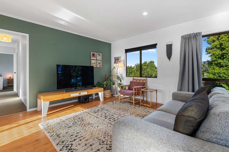 70 Heron Avenue East Matua_12