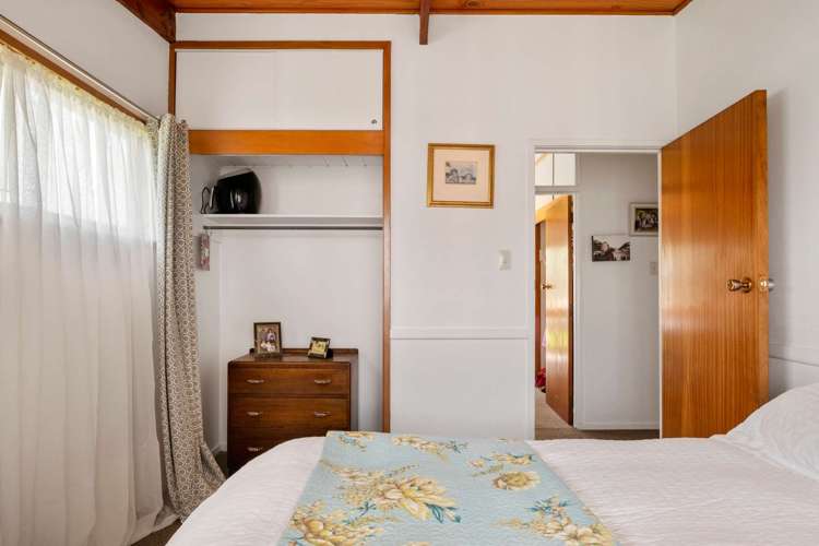 111 Iranui Road Inner Kaiti_13