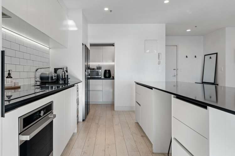 8h/205 Hobson Street Auckland Central_10