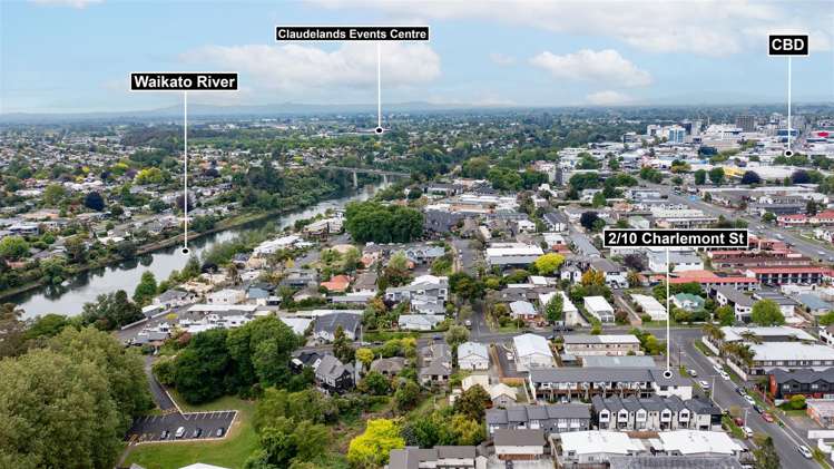 2/10 Charlemont Street Whitiora_23