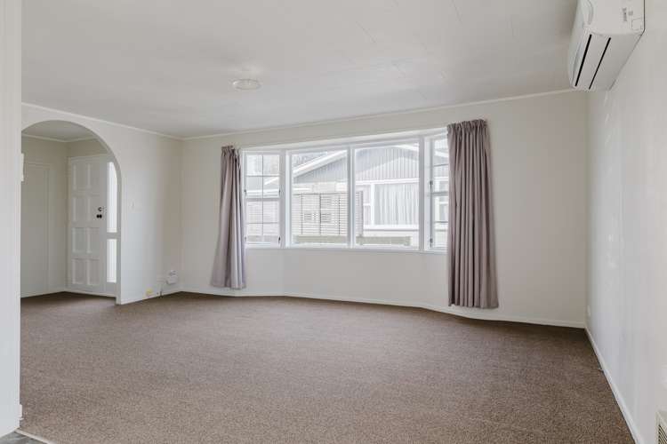 15 Russell Street Marton_7