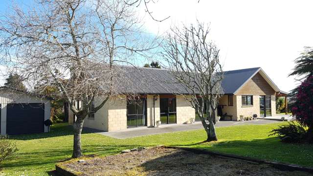 76 Rolleston Street Hokitika_1