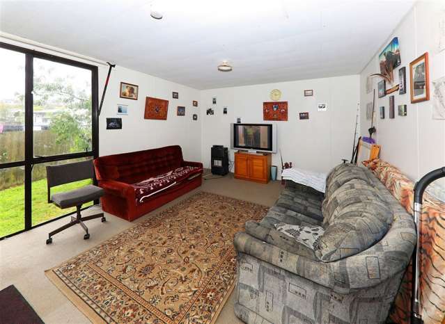 2/2 Jack Farrell Place Papakura_3