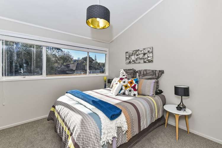 1/20 Limmer Place Browns Bay_10