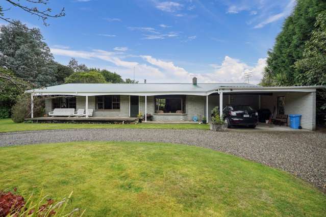 A Private Haven at 71 Matua Road, Otatara
