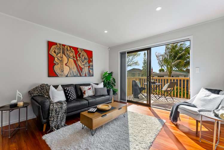9 Grainger Road Te Atatu South_12