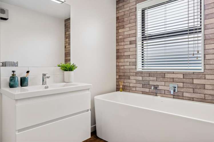 2 Lussa Close Yaldhurst_10