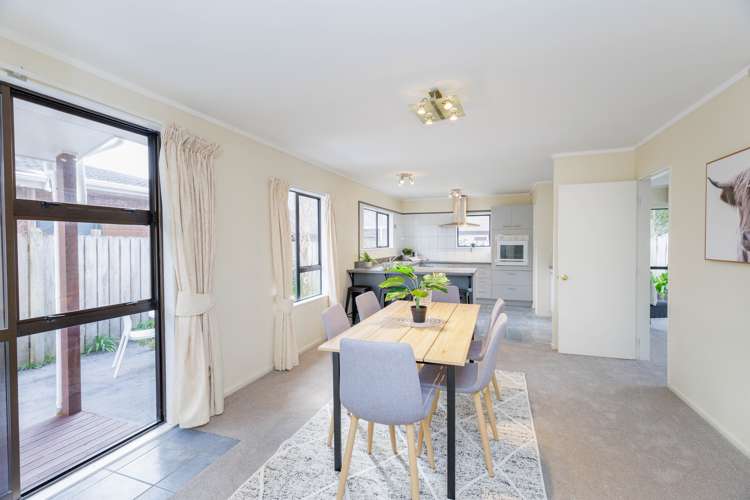 8 Furlong Crescent Churton Park_6