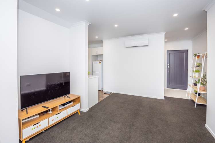 4/8 Keitha Place Glenview_8