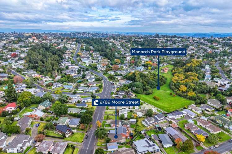 2/82 Moore Street Hillcrest_21