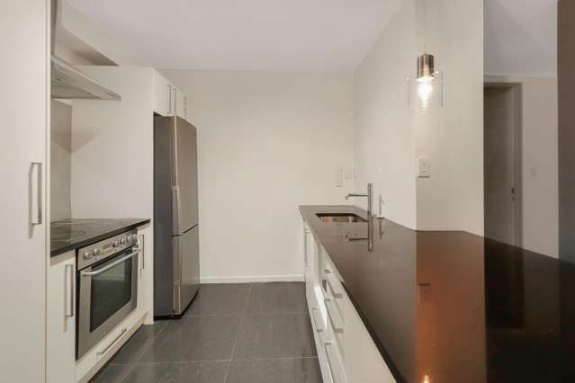 6B/8 Lipman Street 1314_2