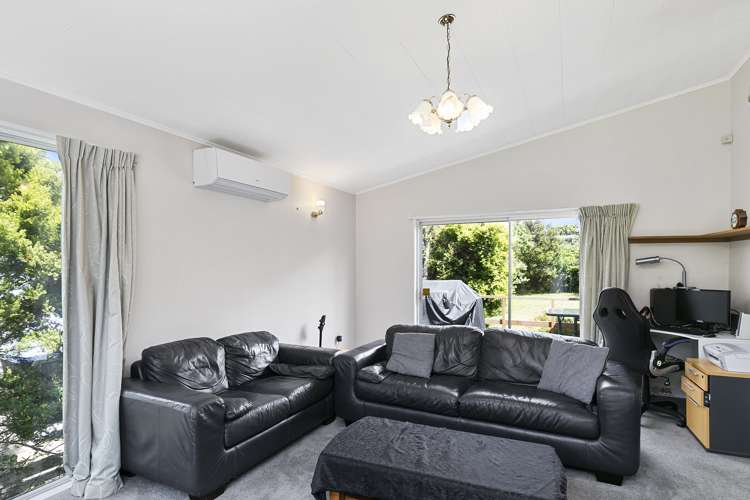 23 Akaroa Drive Maupuia_5